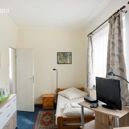 Pension Gp3, Zimmer Mit Kochnische Und Duschbad Vor Den Toren Berlins Dallgow-Doeberitz Exteriér fotografie
