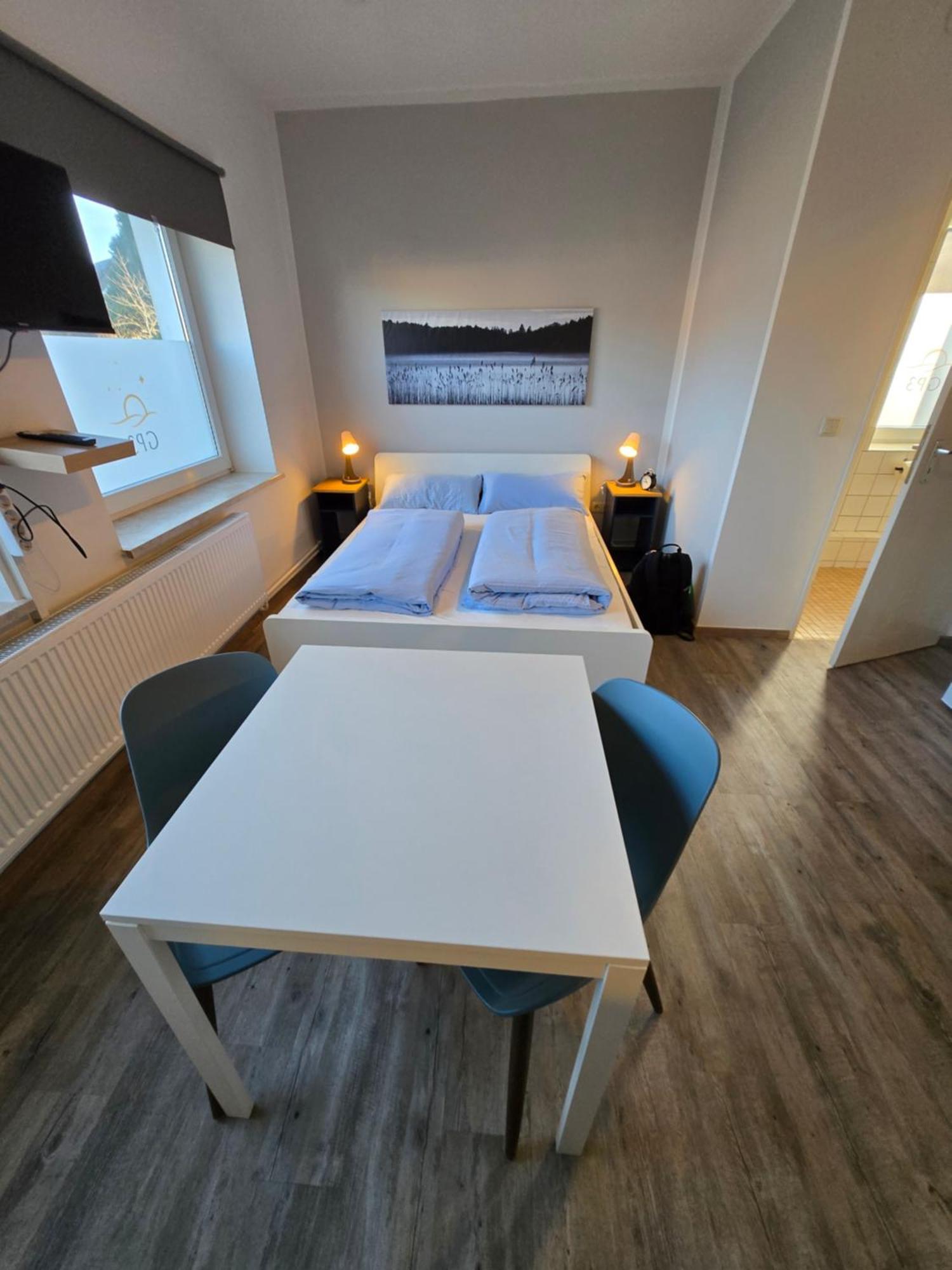 Pension Gp3, Zimmer Mit Kochnische Und Duschbad Vor Den Toren Berlins Dallgow-Doeberitz Exteriér fotografie